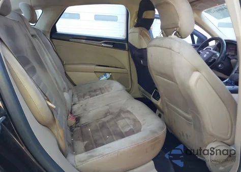 2014 Ford Fusion Se z USA, uszkodzony, nr VIN 3FA6P0H70ER221344